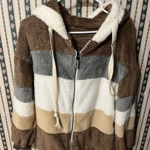 Sherpa hooded jacket sz small